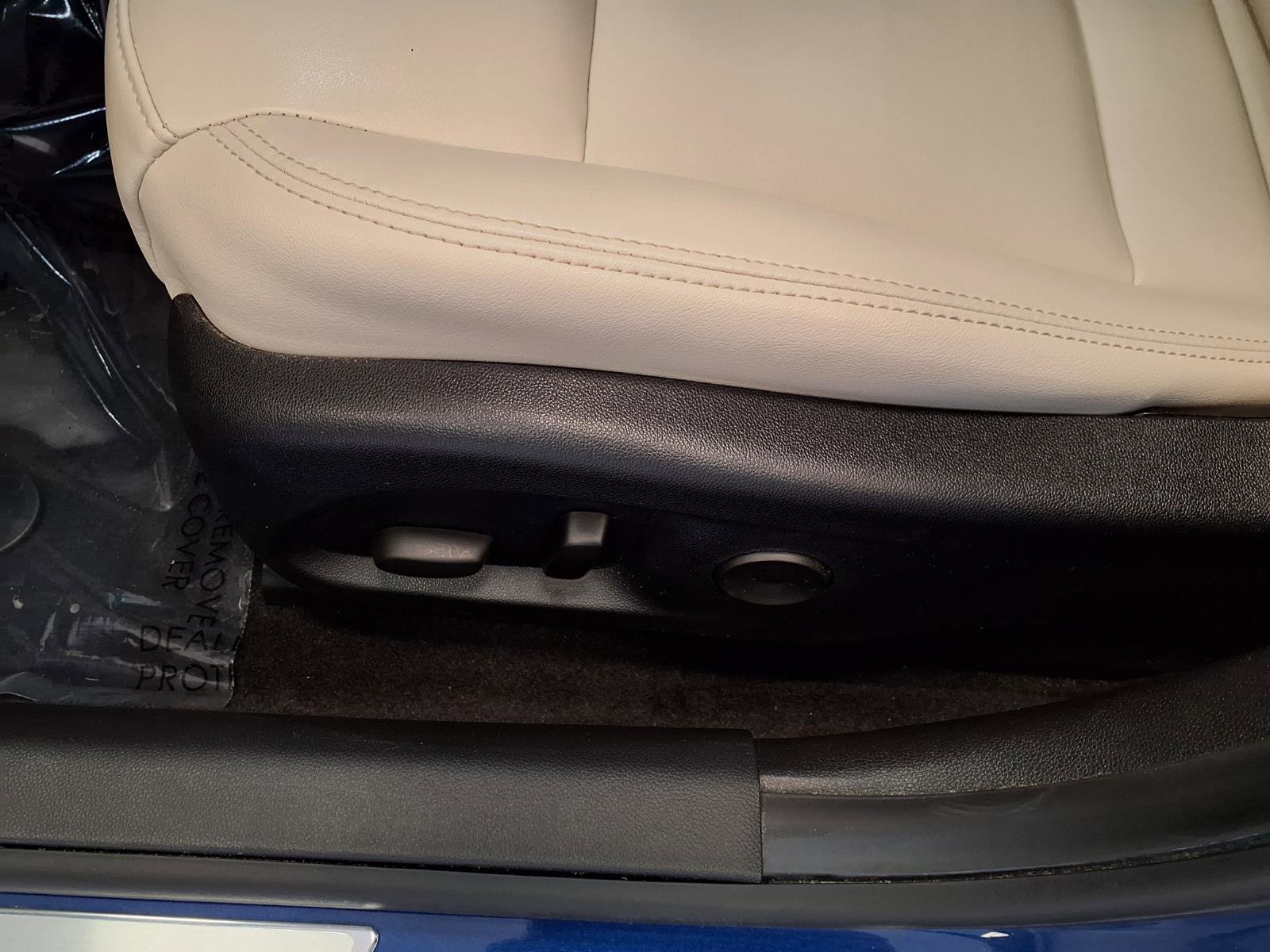 Certified 2022 Cadillac CT4 Luxury RWD image 22