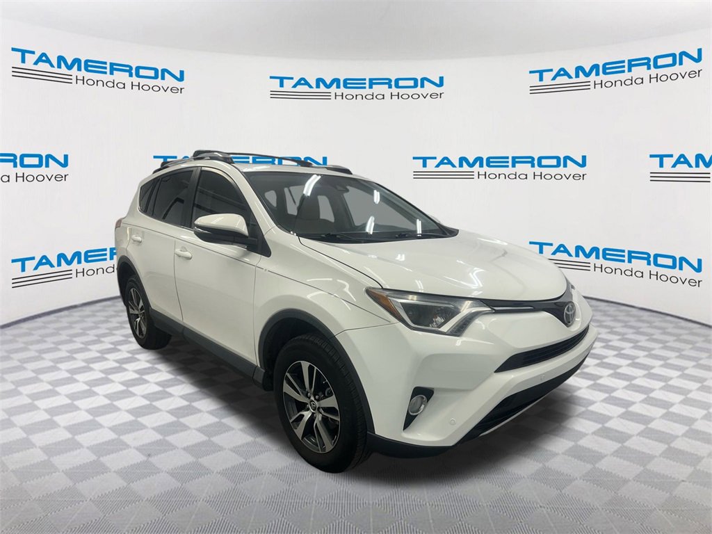 Used 2017 Toyota RAV4 XLE image 7