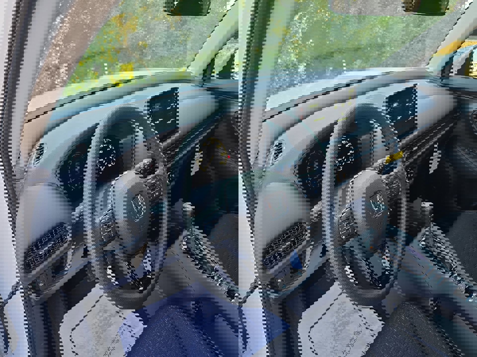 Certified 2026 Honda HR-V LX image 2