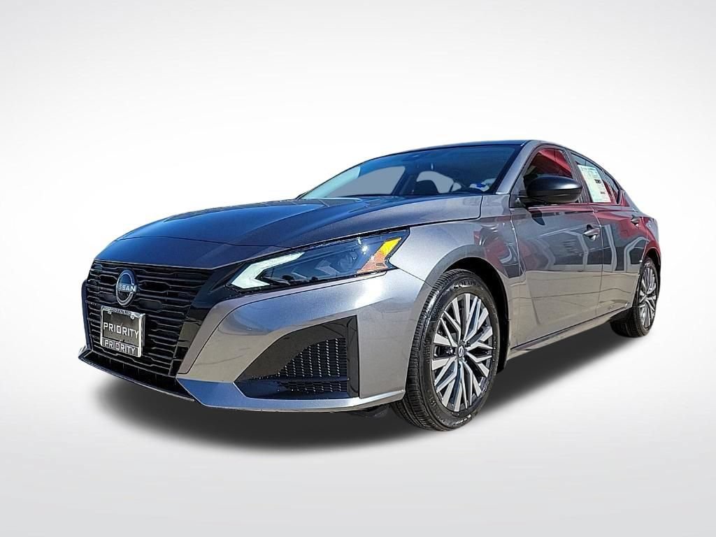 New 2026 Nissan Altima 2.5 SV FWD image 1