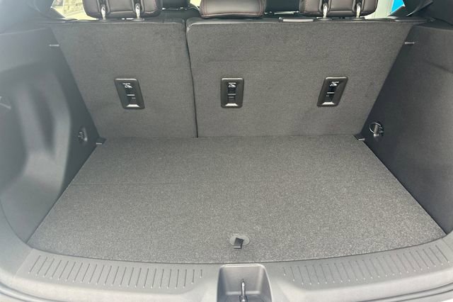 New 2027 Chevrolet Bolt RS FWD image 20