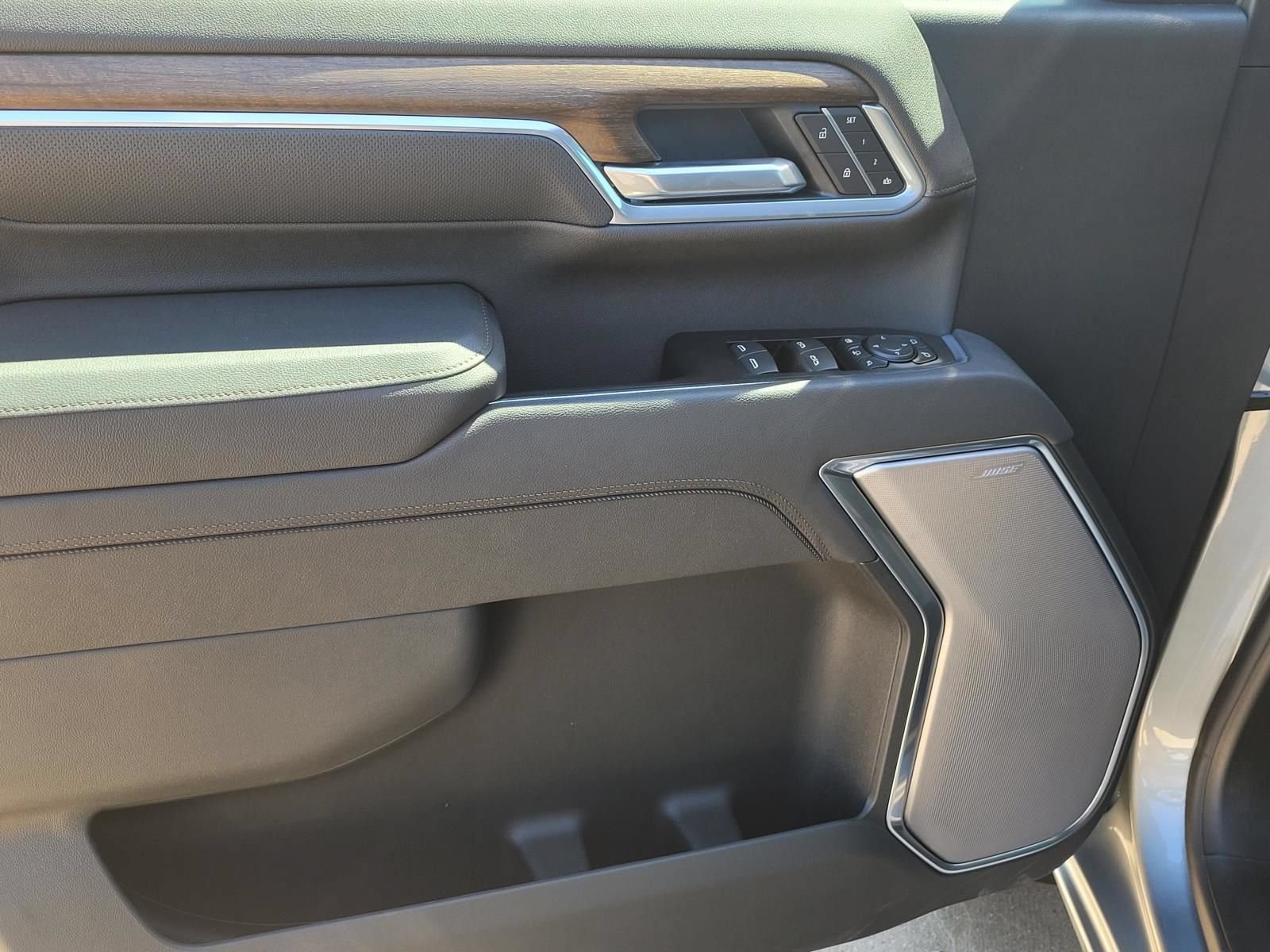 New 2026 Chevrolet Silverado 2500 High Country w/ High Country Premium Package AWD/4WD image 13