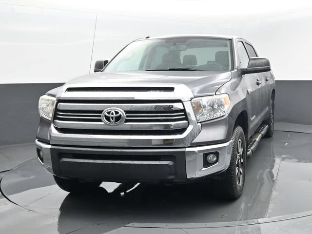 Used 2017 Toyota Tundra SR5 w/ TRD Off Road Package AWD/4WD image 22
