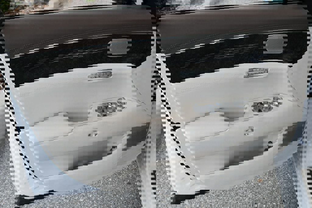 Used 2026 Genesis G90 3.5T image 28