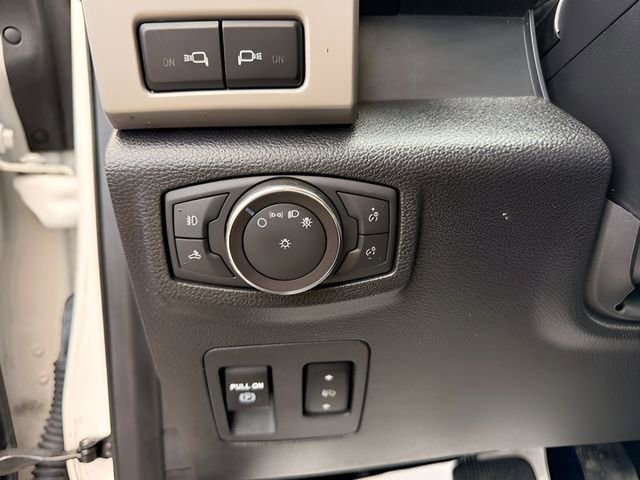 Used 2018 Ford F150 Lariat w/ Equipment Group 502A Luxury AWD/4WD image 35