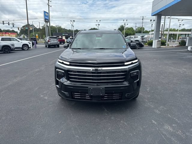 New 2026 Chevrolet Traverse High Country w/ LPO, Floor Liner Package FWD image 16