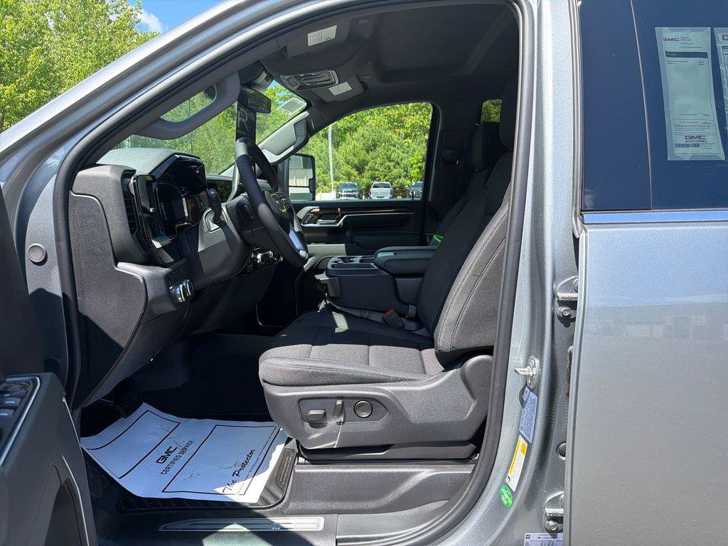 New 2026 GMC Sierra 2500 SLE w/ SLE Convenience Package AWD/4WD image 9