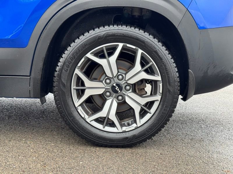 Used 2022 Kia Seltos EX image 36