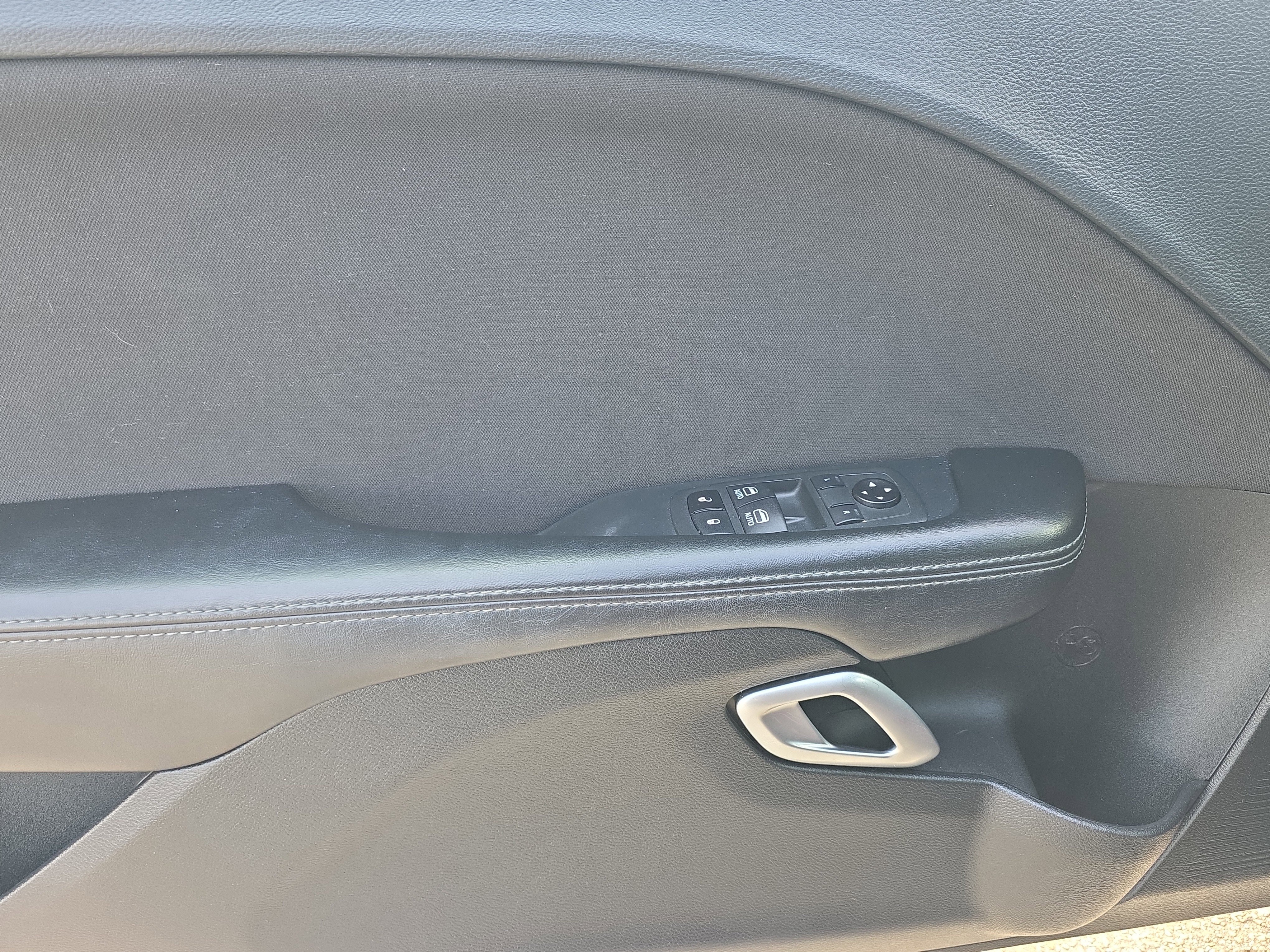 Used 2020 Dodge Challenger SXT image 12