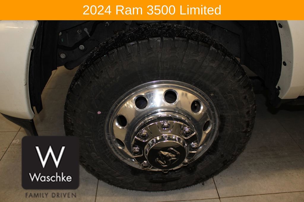Used 2024 RAM 3500 Limited image 12