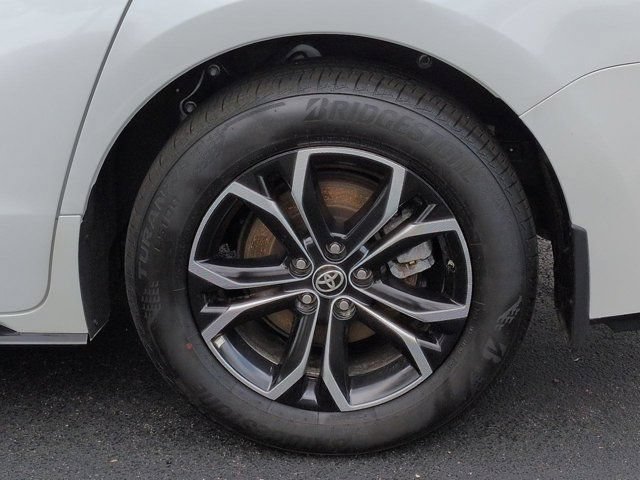 Certified 2025 Toyota Sienna Platinum AWD/4WD image 7