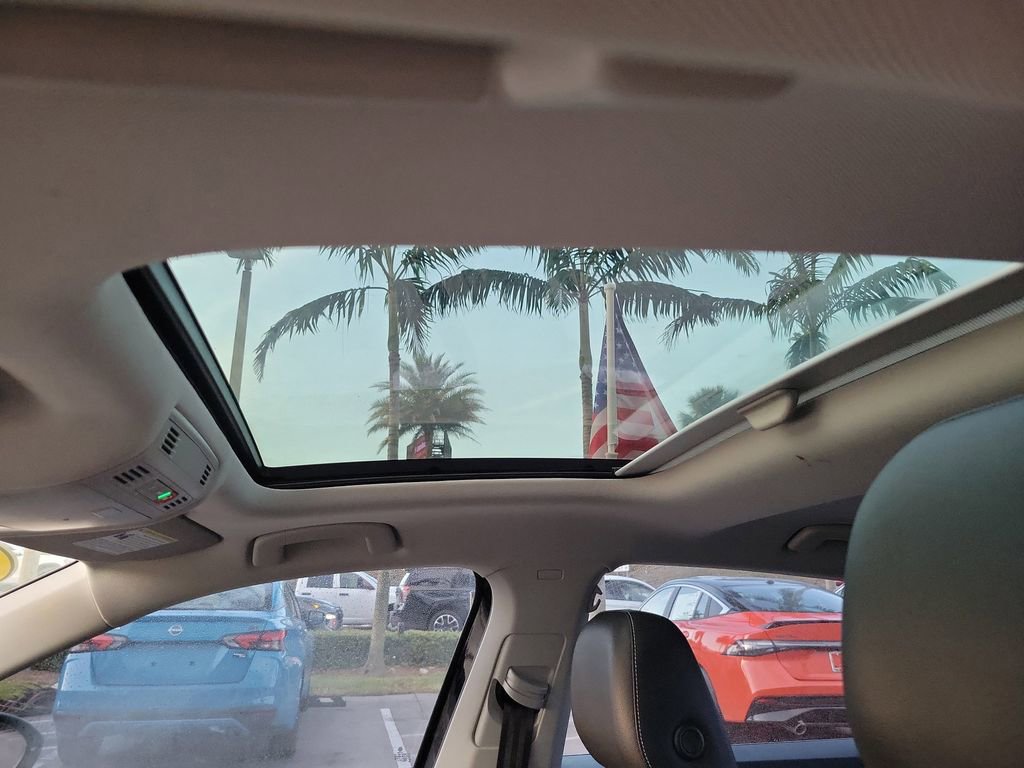 Used 2022 Volkswagen Jetta SEL image 15