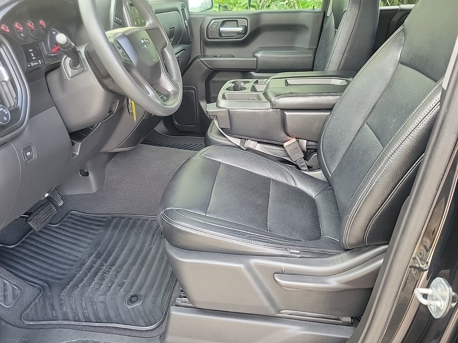 Used 2020 Chevrolet Silverado 1500 Custom Trail Boss w/ Custom Convenience Package AWD/4WD image 13