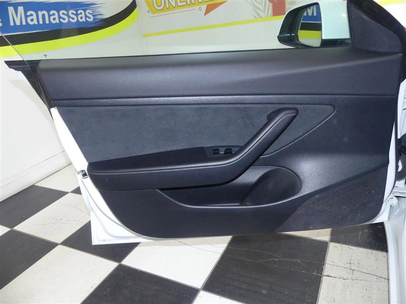 Used 2021 Tesla Model 3 Standard Range Plus image 22