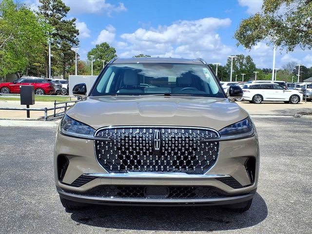 New 2026 Lincoln Aviator 2WD image 3