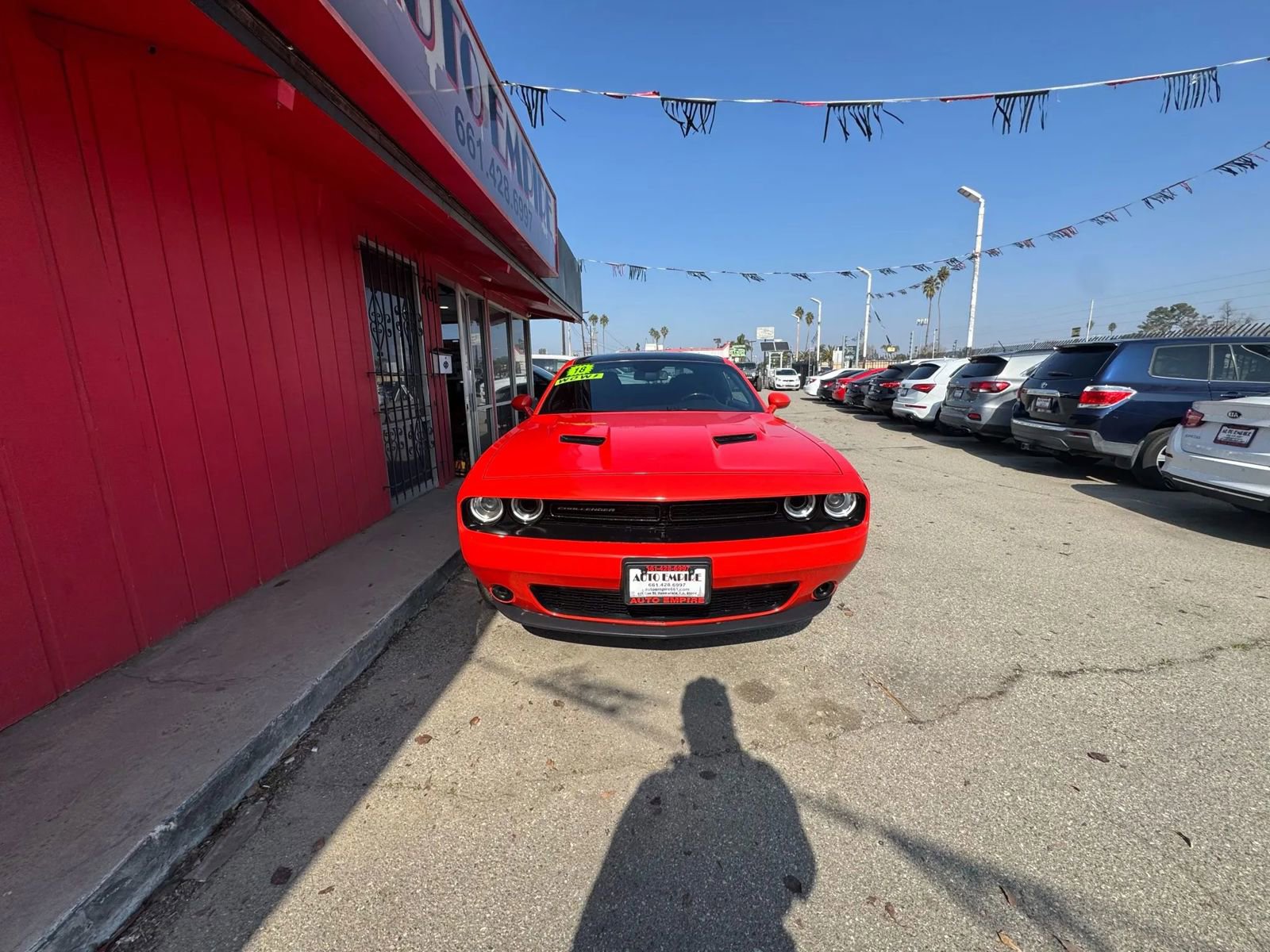 Used 2018 Dodge Challenger SXT image 4