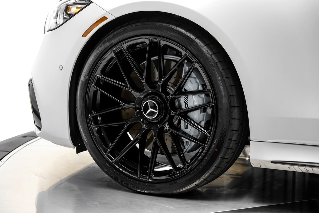 Used 2024 Mercedes-Benz S 63 AMG S w/ Carbon Fiber Exterior Package image 70