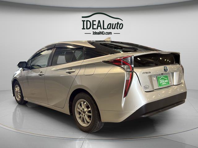 Used 2017 Toyota Prius Three image 15