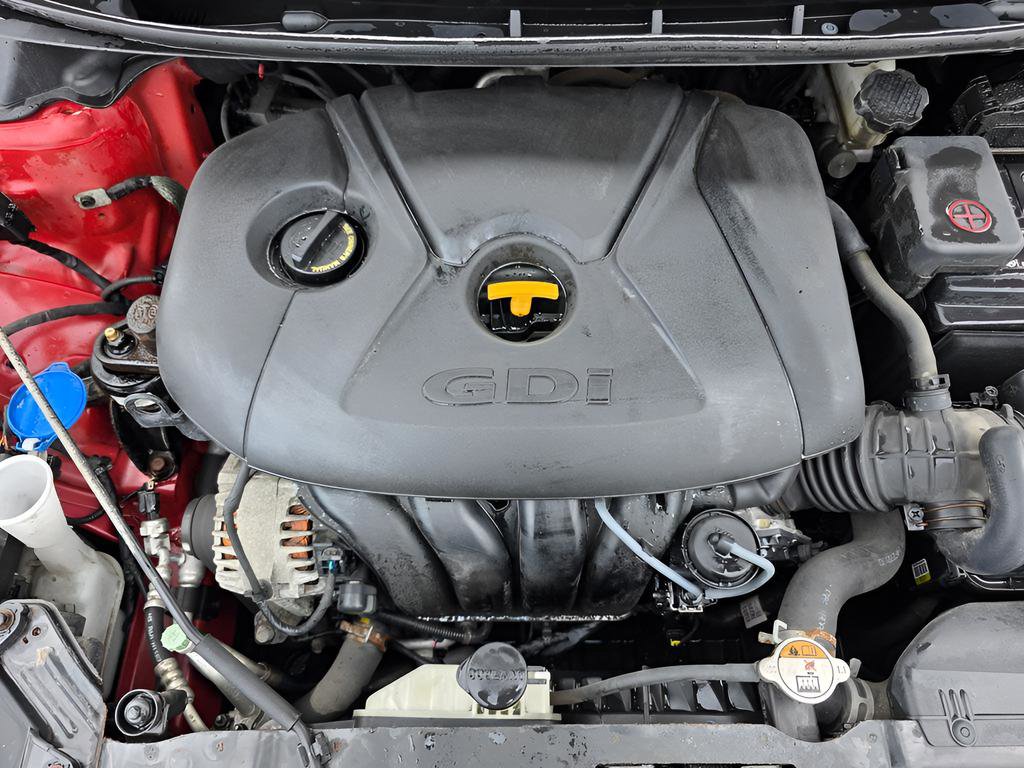 Used 2015 Hyundai Elantra Sport image 10