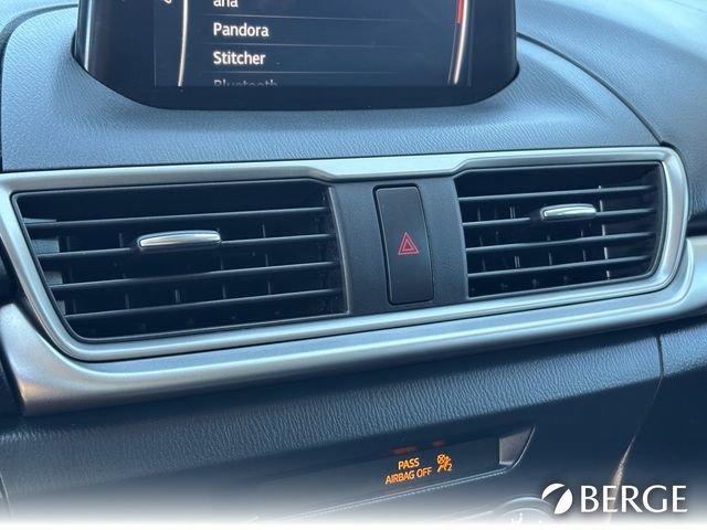 Used 2018 MAZDA MAZDA3 Sport image 24