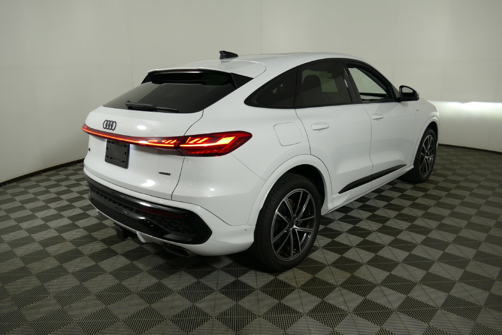 New 2026 Audi Q5 Prestige AWD/4WD image 3