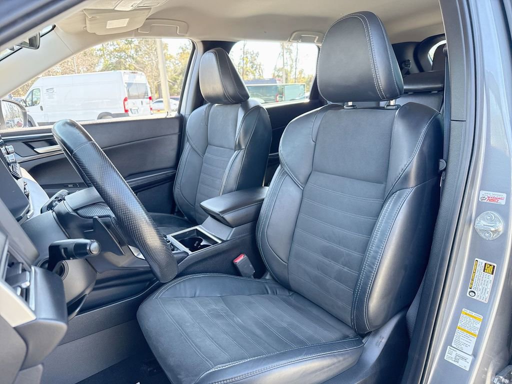 Used 2022 Mitsubishi Outlander SEL Black Edition image 9