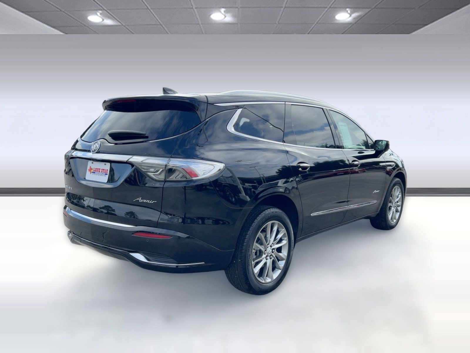 Used 2024 Buick Enclave Avenir w/ Avenir Technology Package image 8