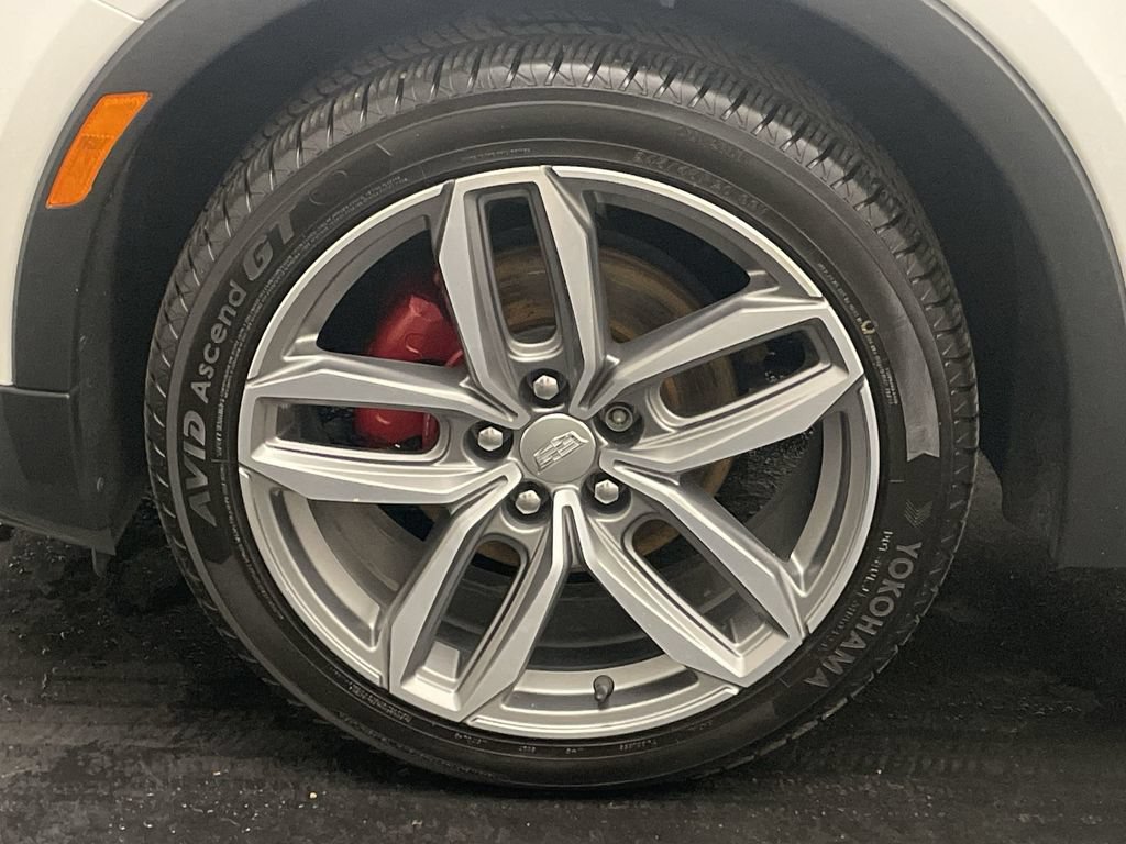 Used 2021 Cadillac XT4 Sport w/ Sun And Sound Package AWD/4WD image 28
