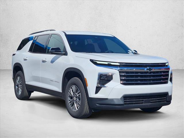 New 2027 Chevrolet Traverse LT w/ Driver Confidence Package FWD image 7