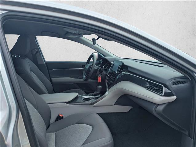 Used 2022 Toyota Camry LE FWD image 15