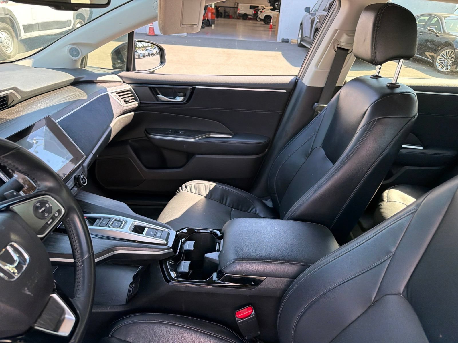 Used 2018 Honda Clarity Touring image 9