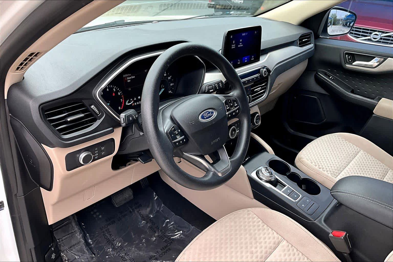 Used 2020 Ford Escape SE FWD image 18