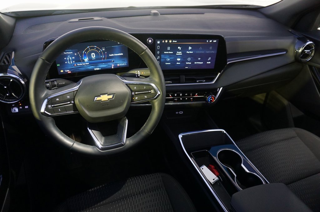 Certified 2025 Chevrolet Equinox LT w/ Safety and Technology Package image 13