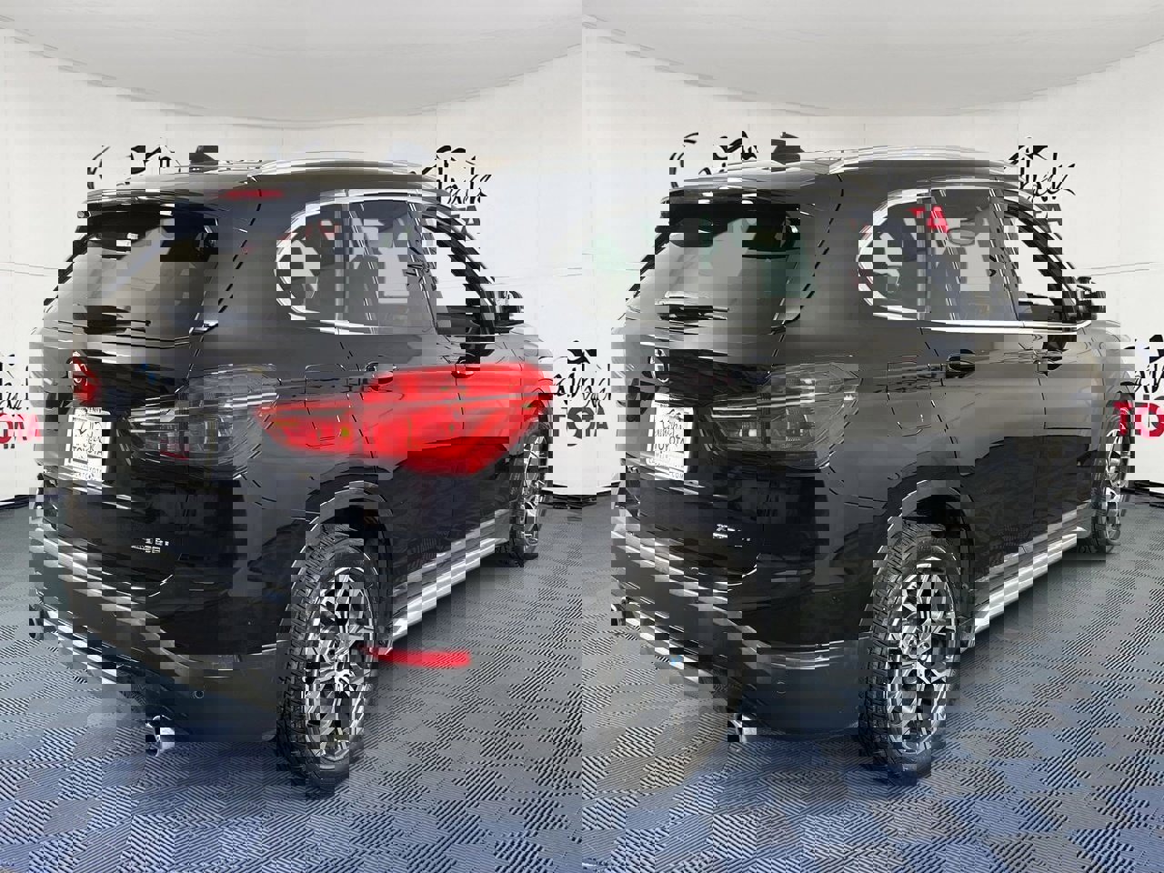 Used 2020 BMW X1 xDrive28i w/ Convenience Package image 7