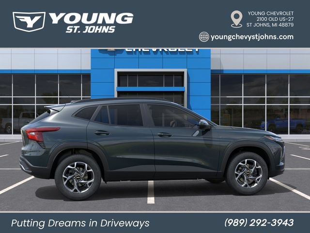 New 2026 Chevrolet Trax LT w/ LT Convenience Package FWD image 5