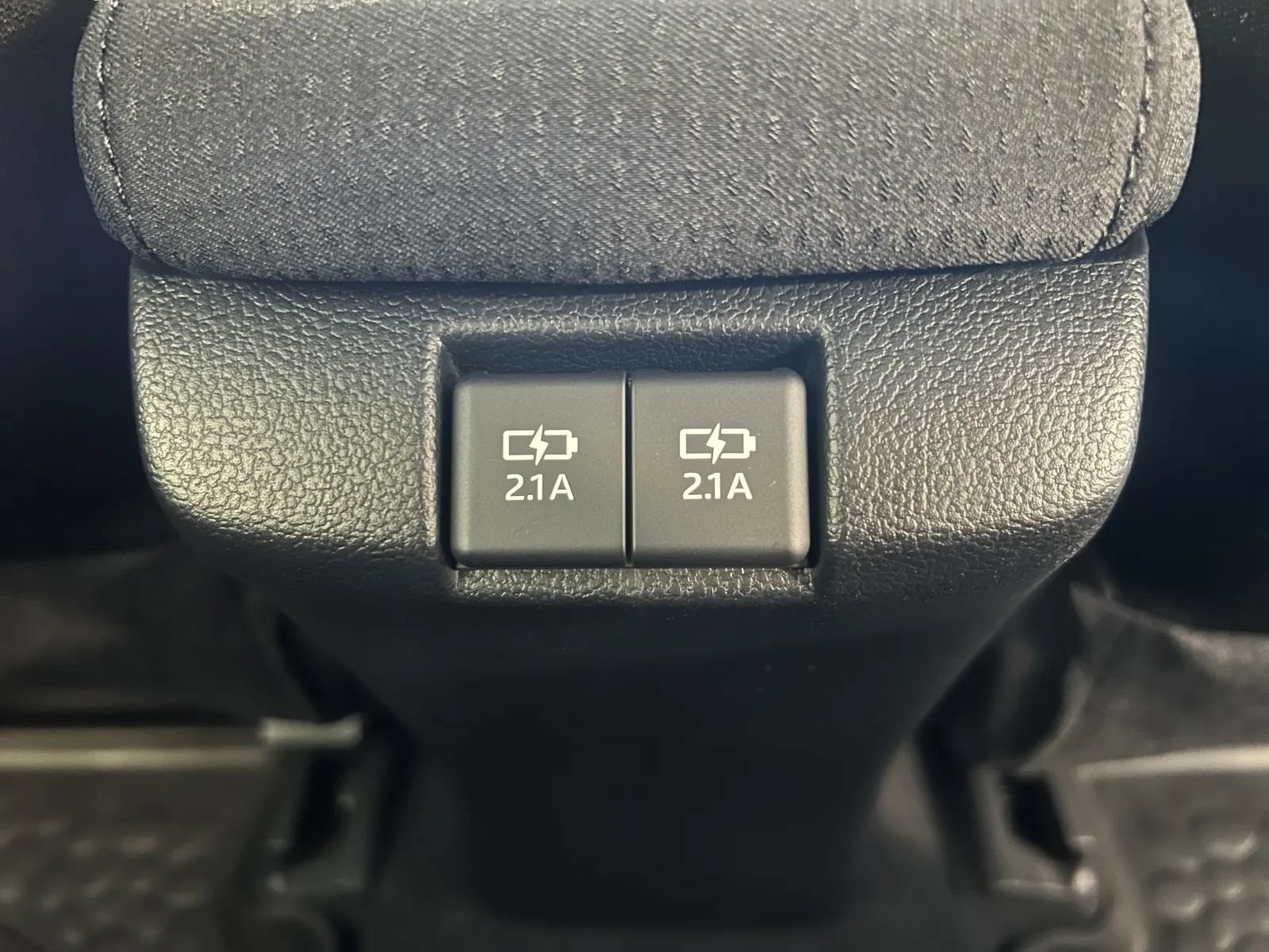 Used 2019 Toyota Prius LE FWD image 25