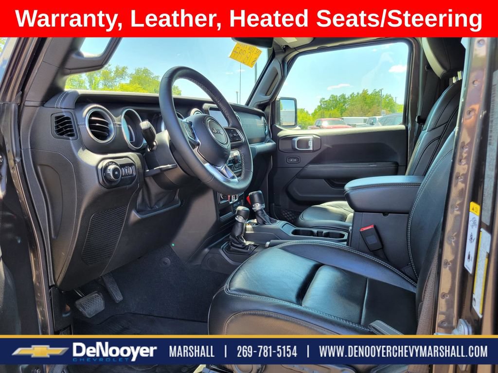 Used 2018 Jeep Wrangler Unlimited Sahara AWD/4WD image 7