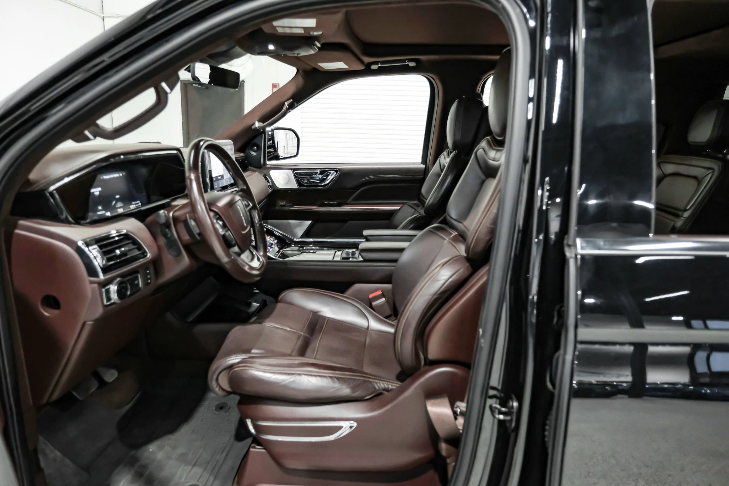 Used 2020 Lincoln Navigator Black Label image 15