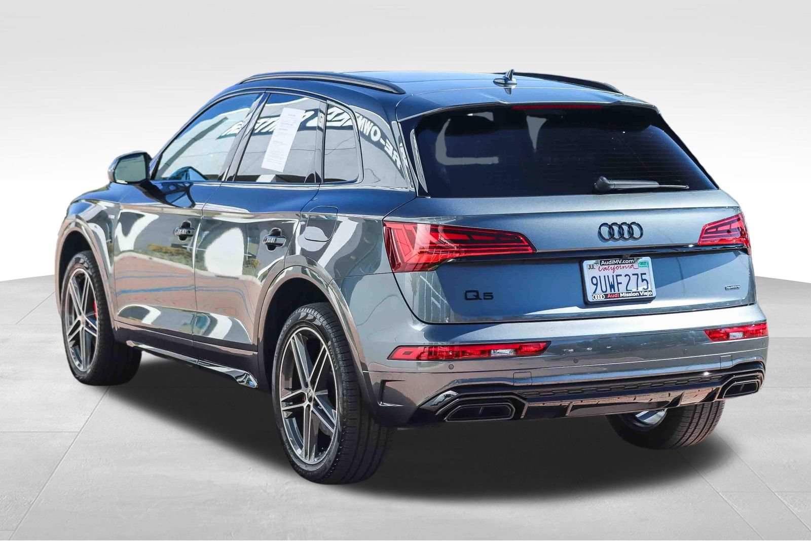 Certified 2025 Audi Q5 e Premium Plus w/ Premium Plus Package AWD/4WD image 5
