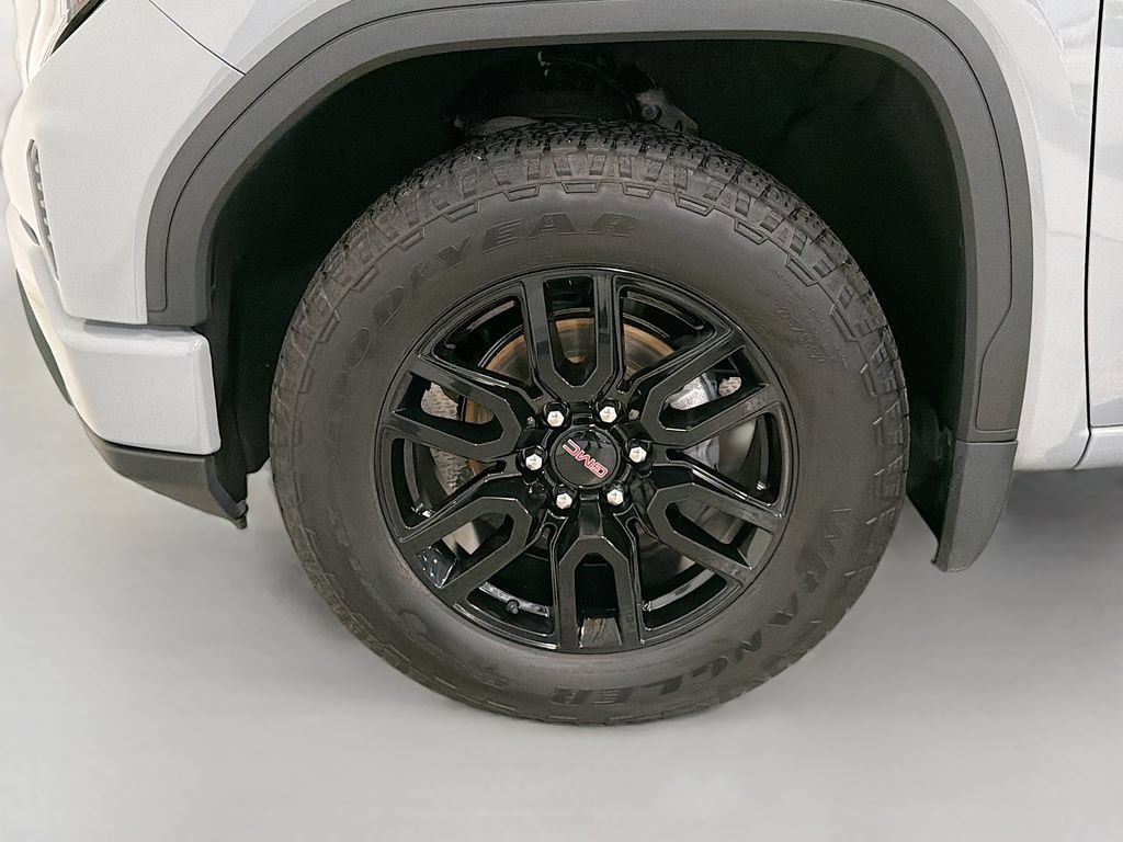 Used 2024 GMC Sierra 1500 Elevation w/ X31 Off-Road Package AWD/4WD image 31