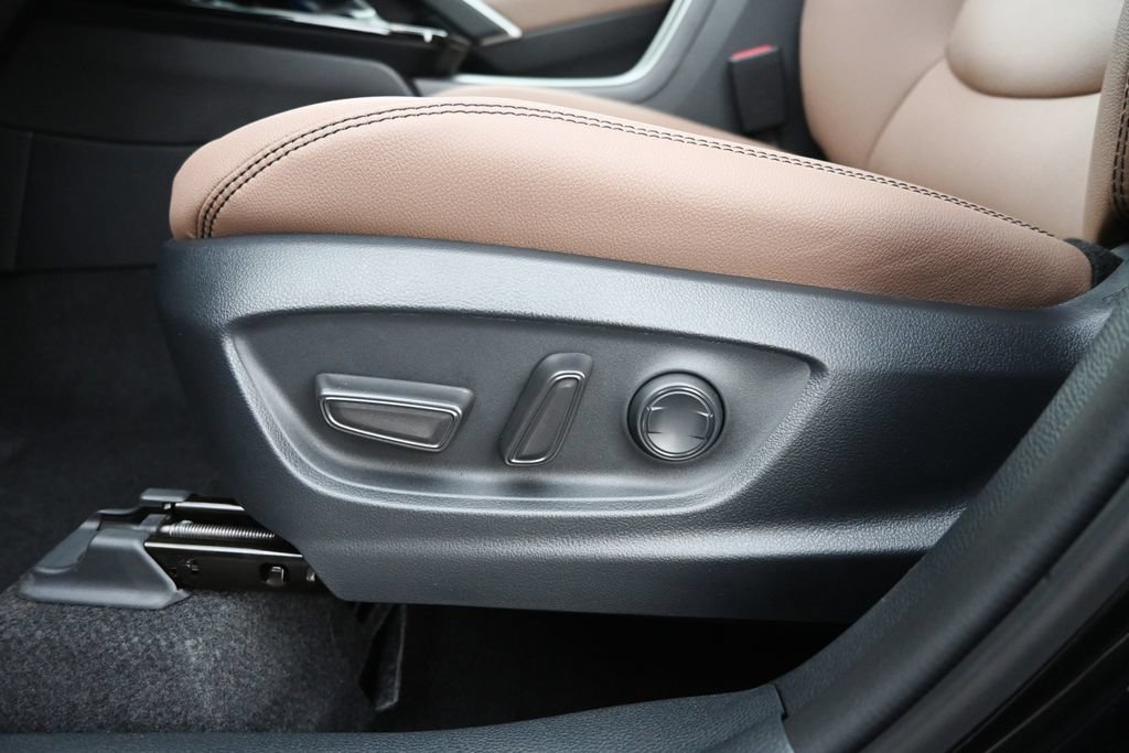 New 2026 Toyota Corolla Cross XLE AWD/4WD image 12