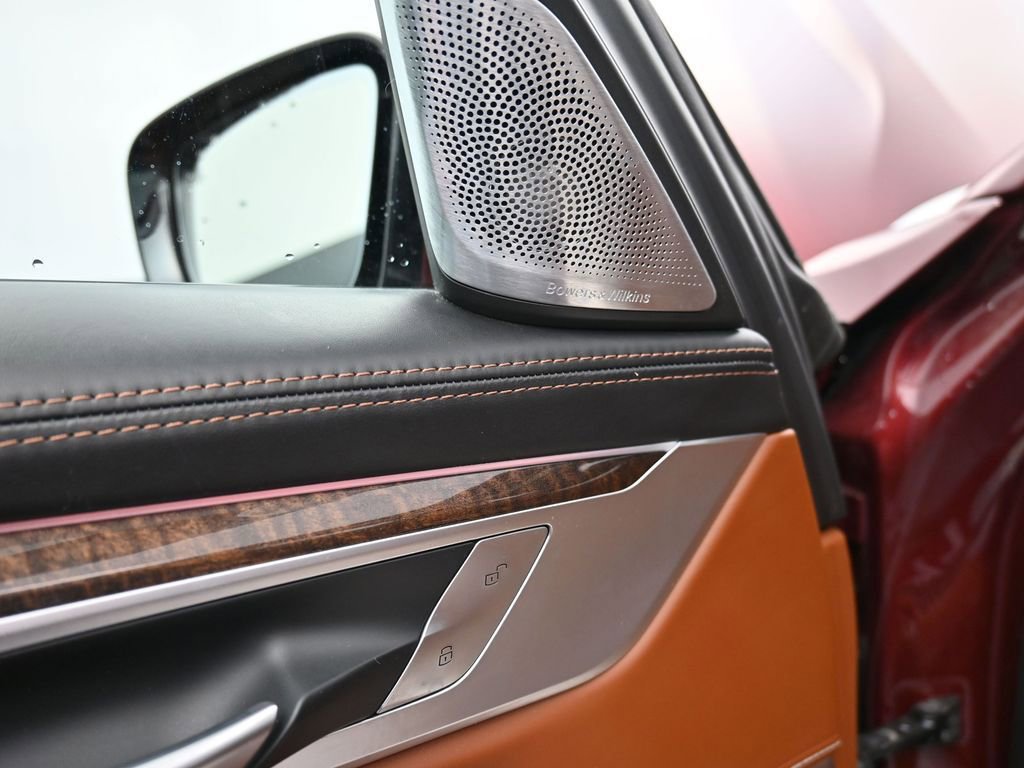 Used 2020 BMW 745e xDrive image 10