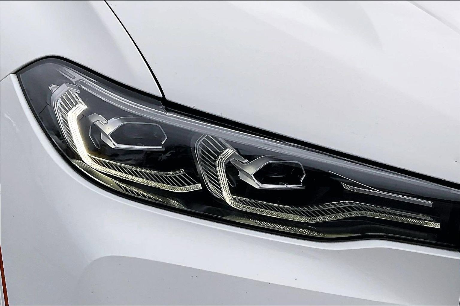 Used 2019 BMW X7 xDrive50i w/ Premium Package image 32