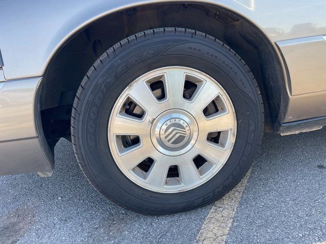 Used 2005 Mercury Grand Marquis LS image 20