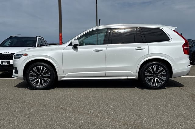 Used 2021 Volvo XC90 T5 Momentum w/ Protection Package Premier image 9