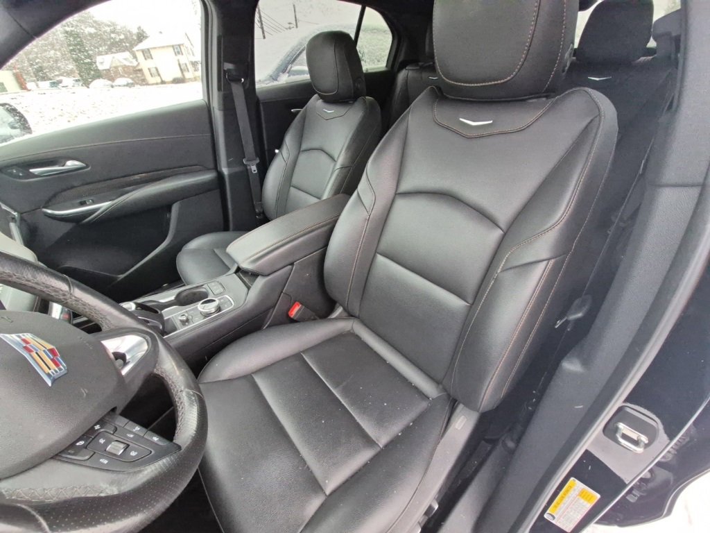 Used 2019 Cadillac XT4 Sport w/ Enhanced Visibility Package image 11