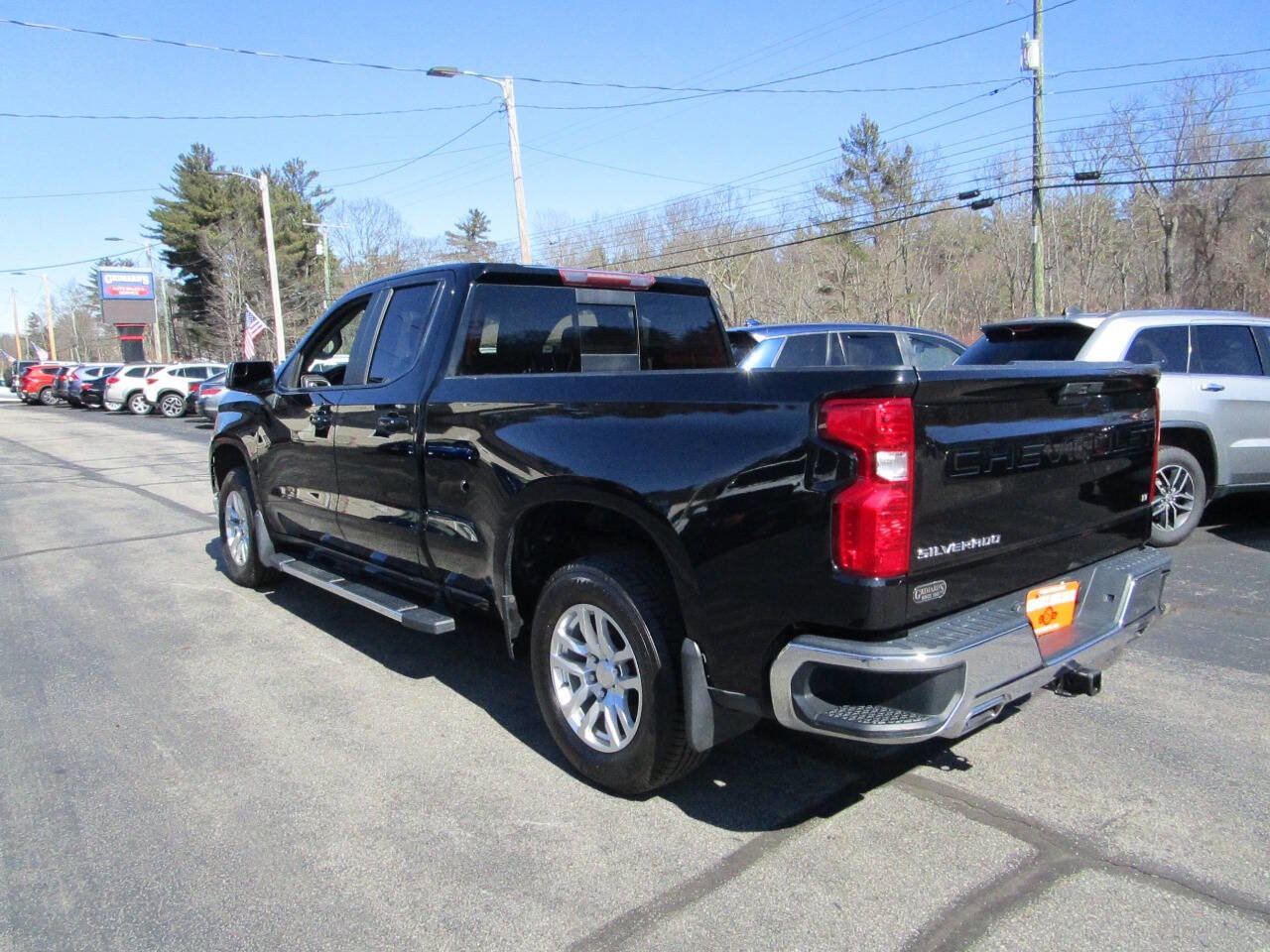 Used 2019 Chevrolet Silverado 1500 LT w/ All-Star Edition image 4