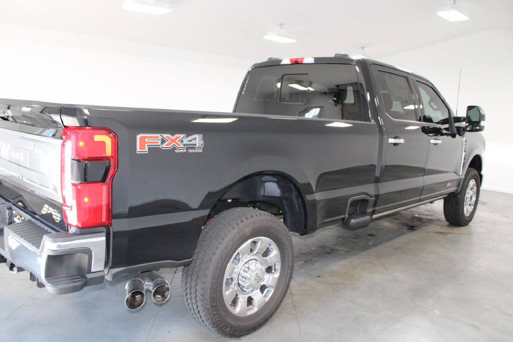 New 2026 Ford F250 King Ranch w/ Chrome Package AWD/4WD image 8
