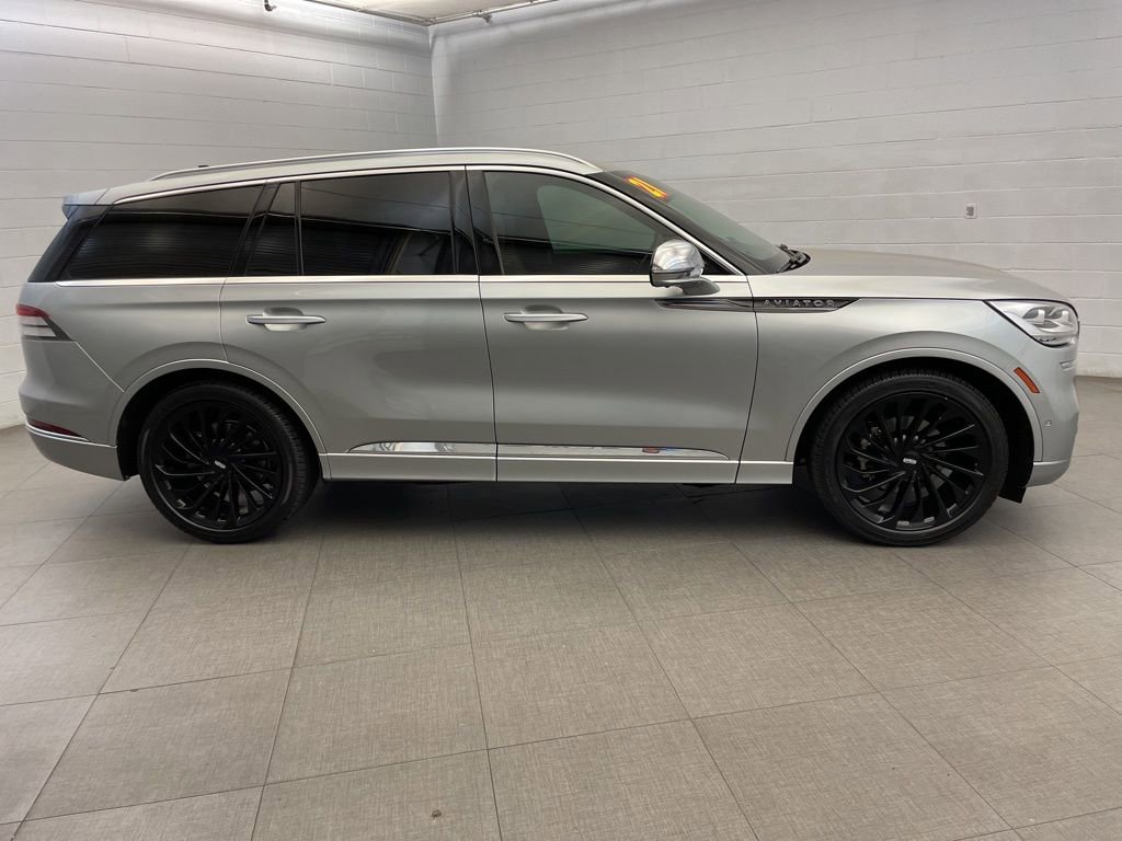 Used 2021 Lincoln Aviator Black Label w/ Dynamic Handling Package image 4