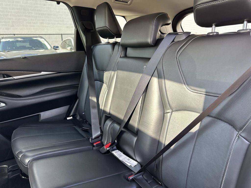 Used 2025 INFINITI QX60 Sensory w/ Vision Package AWD/4WD image 34